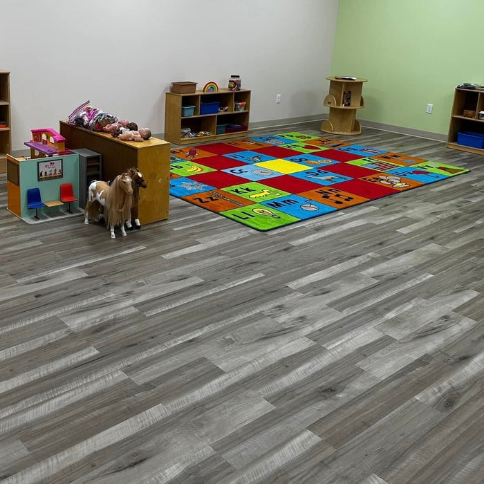 Real Floorstock customer flooring install