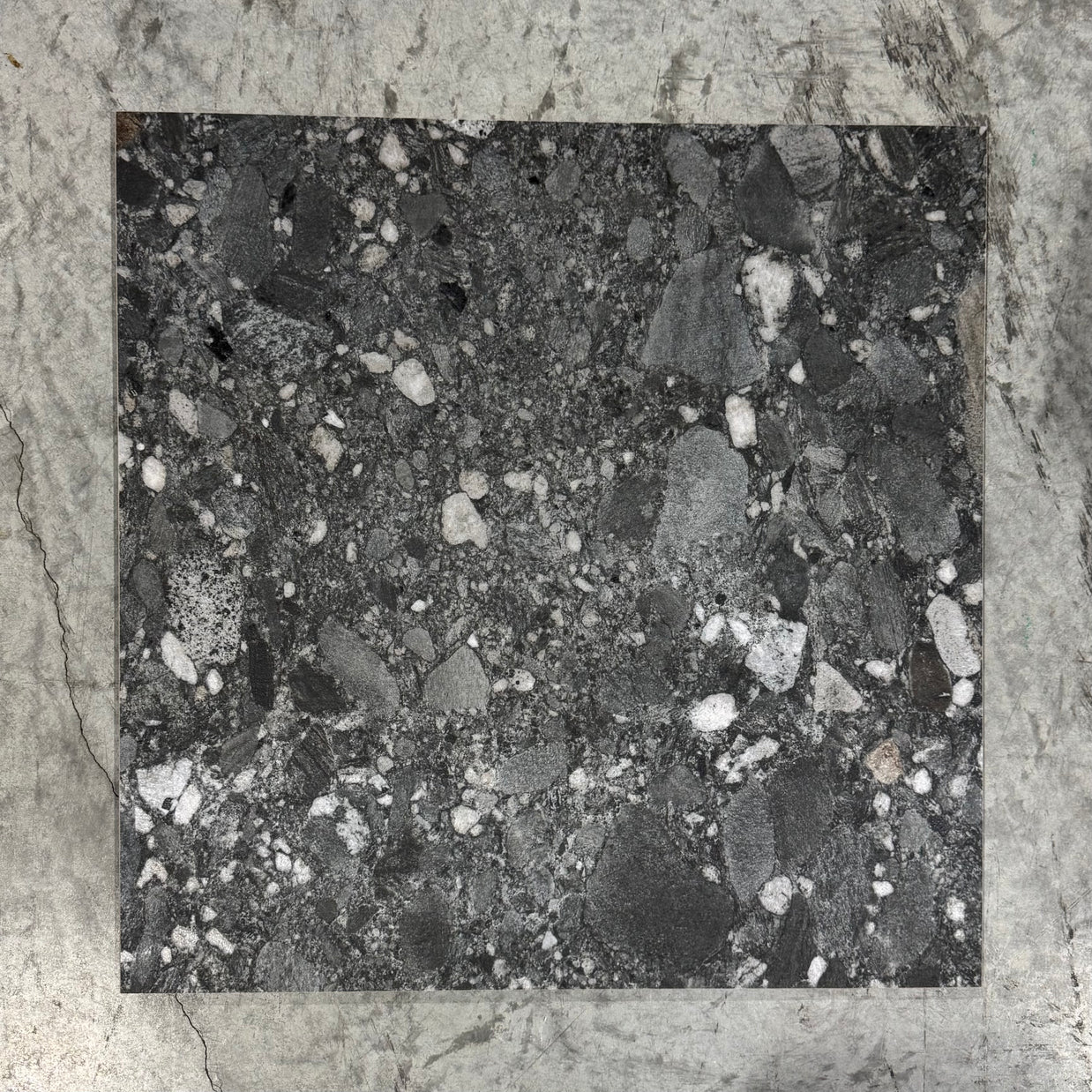 Porcelain Tile - Nero - 24X24