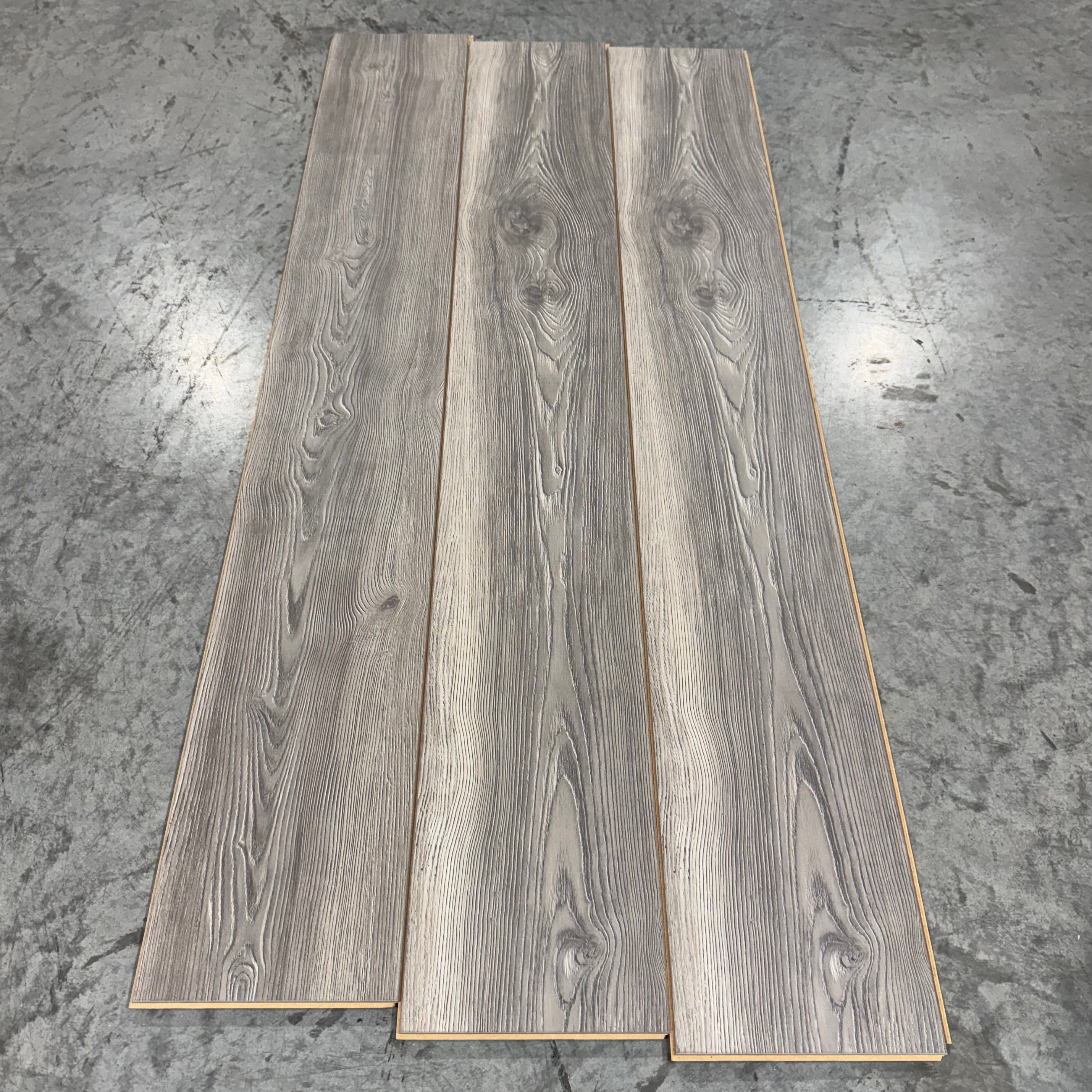 Oh My! Laminate Flooring - Rhino - 12mm