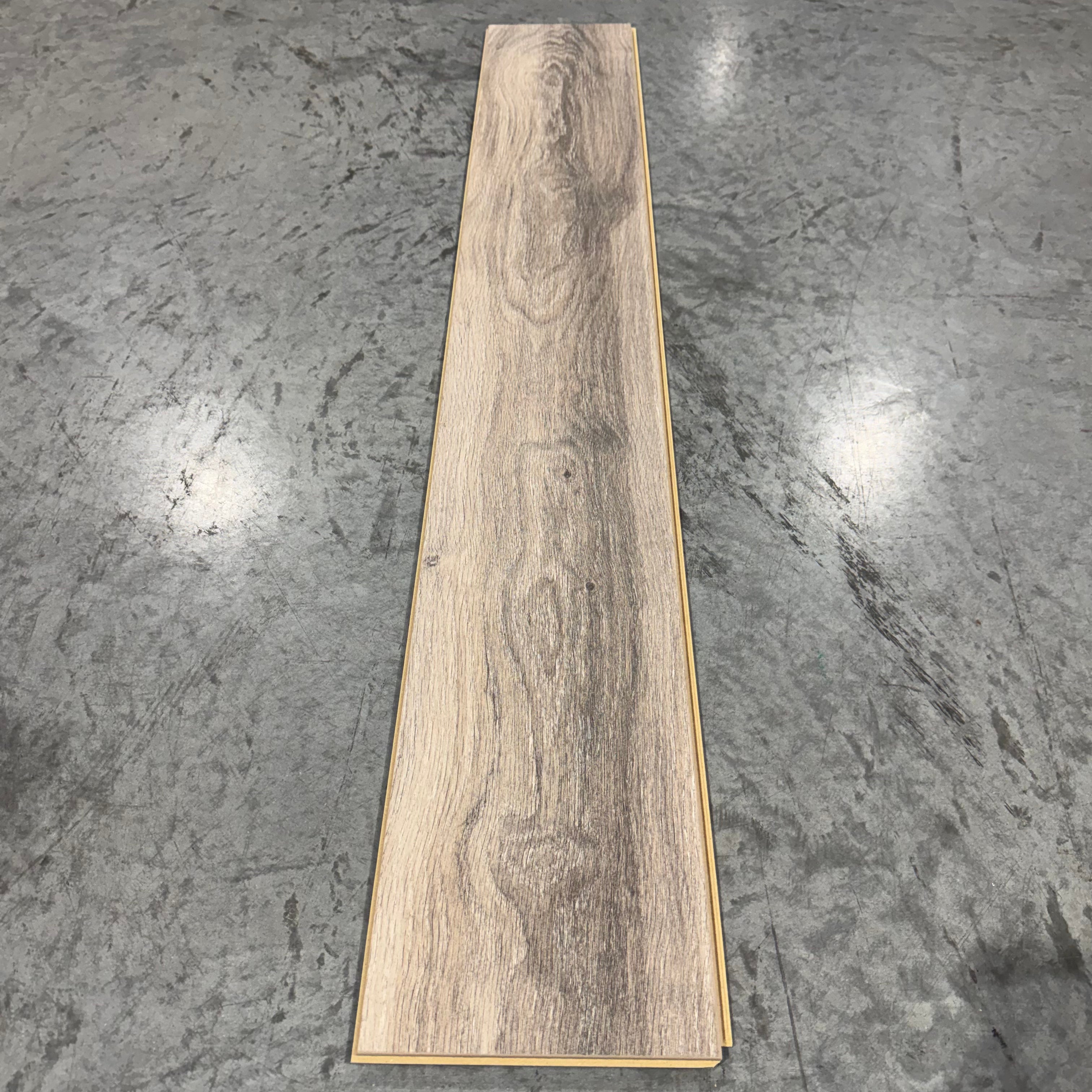 Oh My! Laminate Flooring - Bear - 12mm