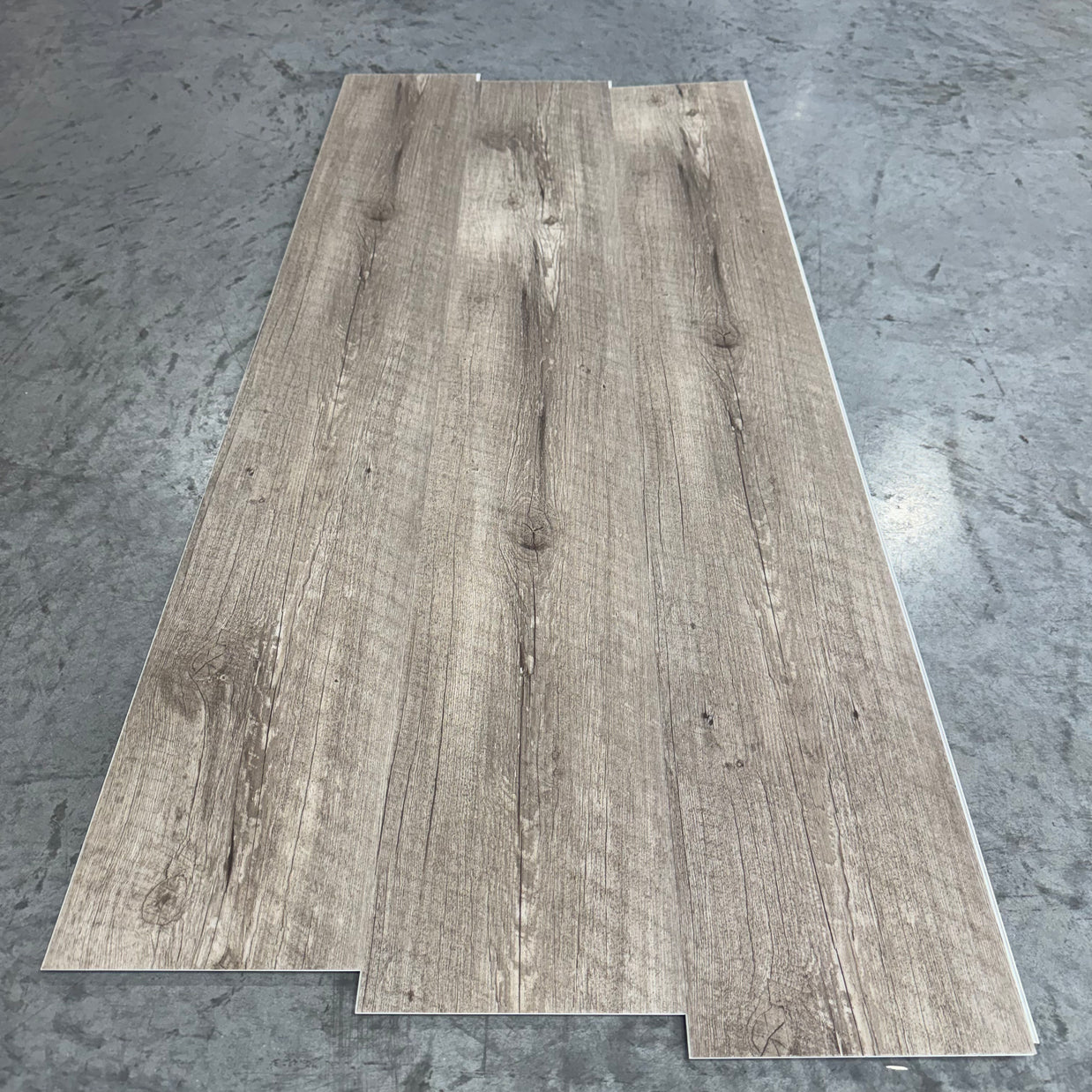 Rigid Core SPC Flooring – Saloon
