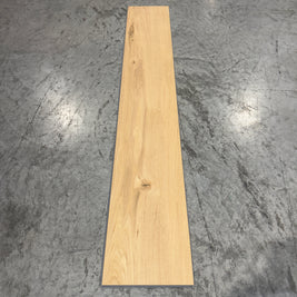 Mohawk LVP Flooring 465 - 5MM - Single plank showing full length with prominent knots and golden grain detail